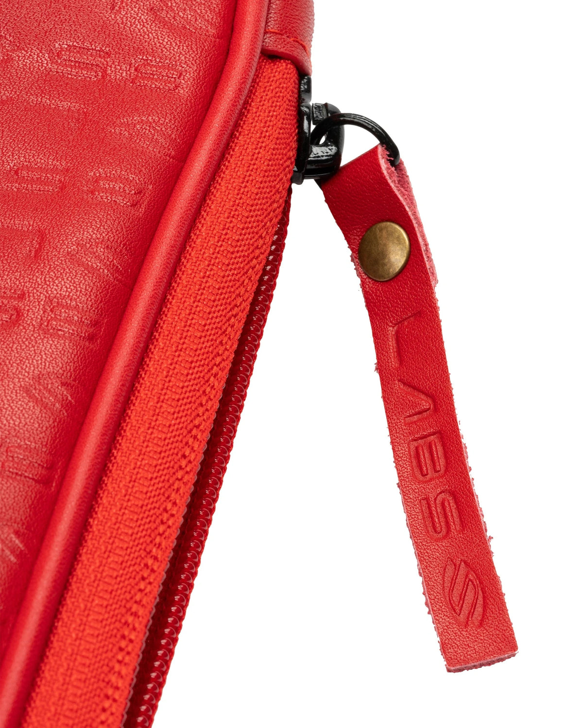 Selkirk LABS case zip and LABS pull tab